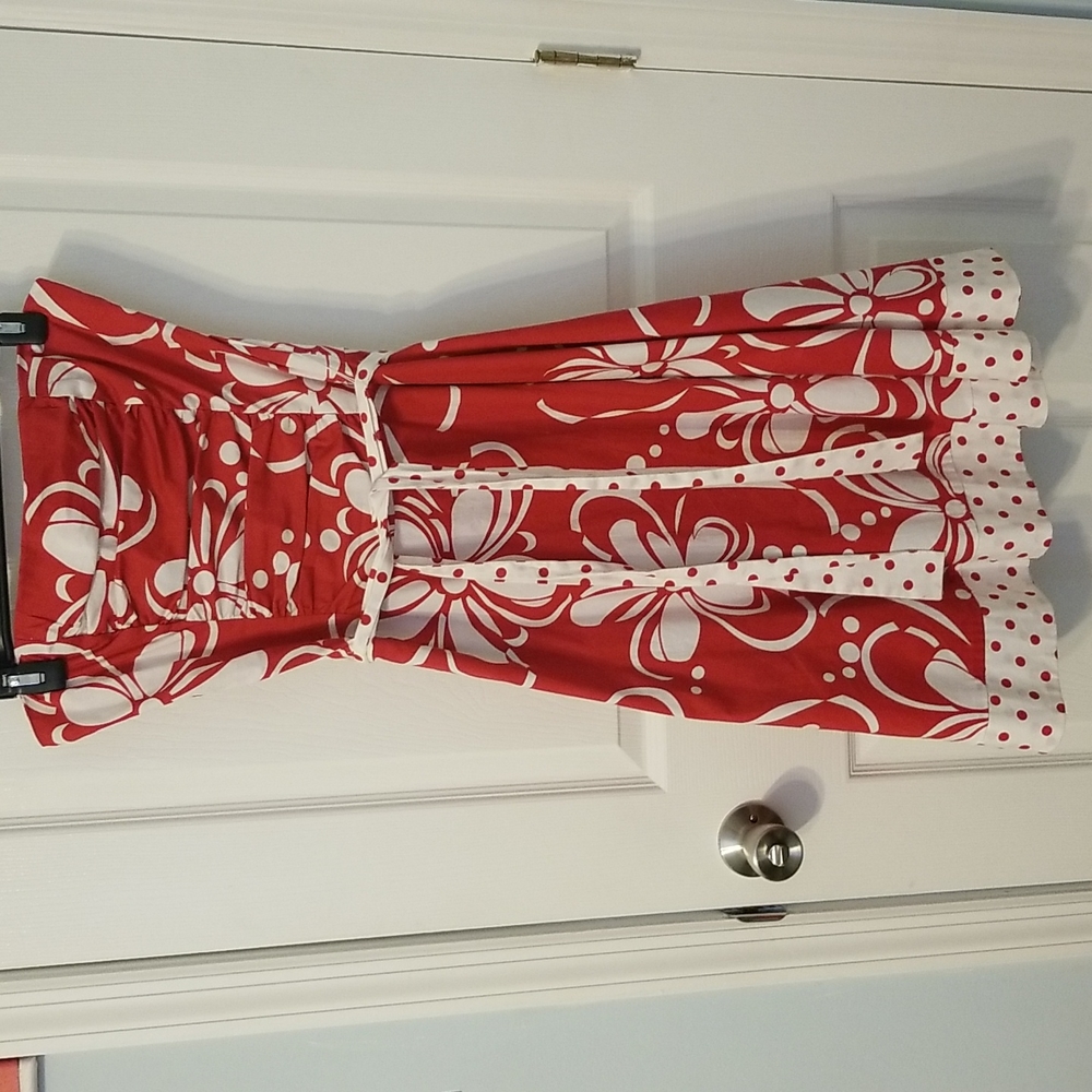 Cute summer dress. Size 7 Ruby rox